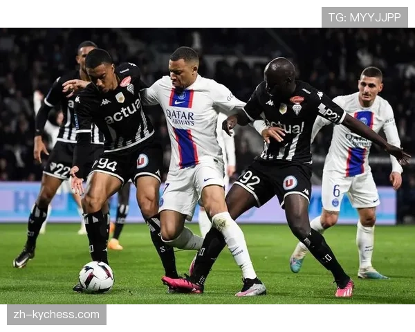 新赛季法甲将引入多角度球门线摄像系统，旨在精准判断定位球进球